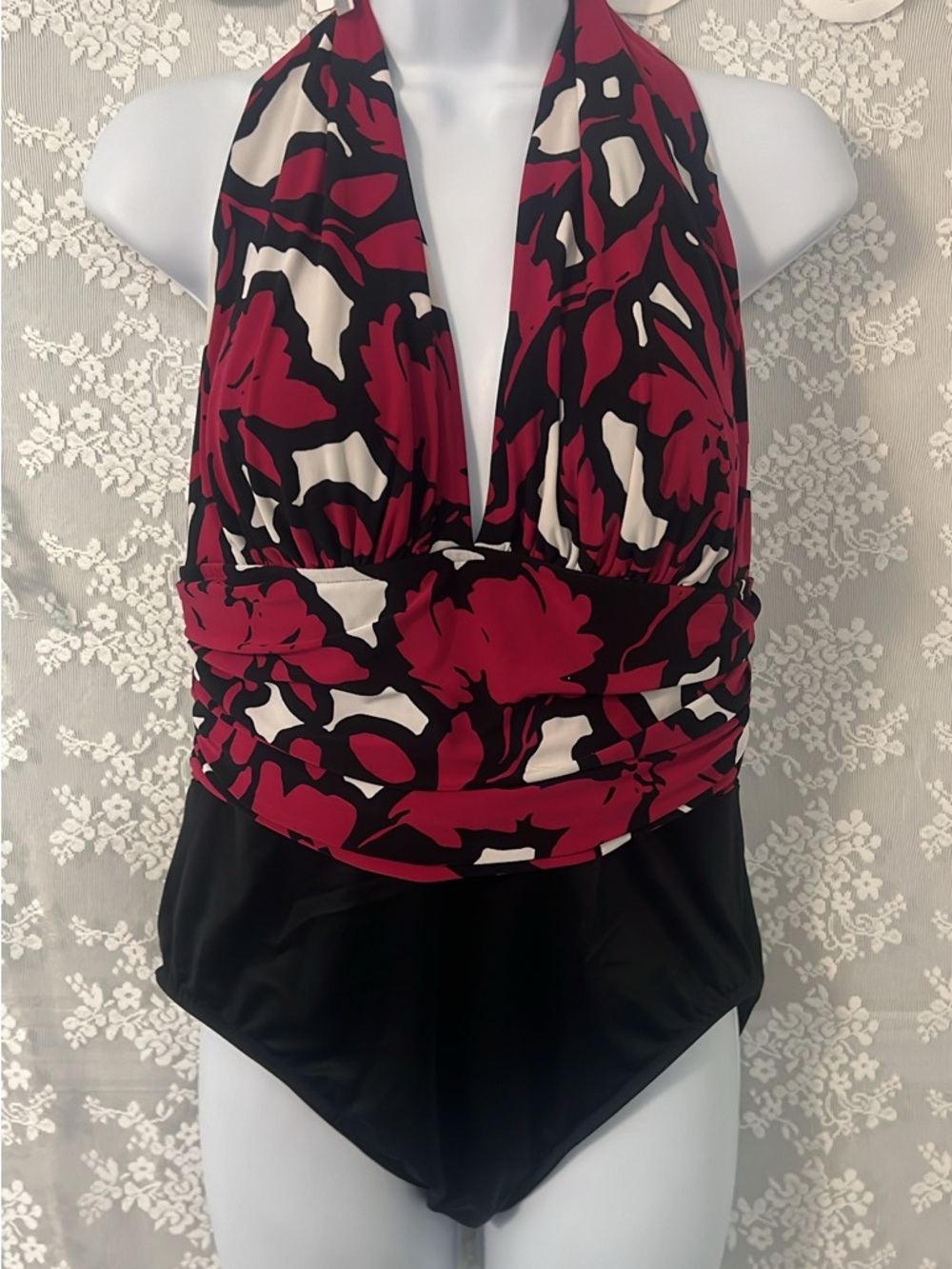 MAGICSUIT Swimsuit Womens 14 Black Floral Halter One Piece Tummy Control